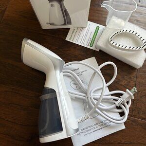 Portable Travel Handheld Steamer for Clothes, Garment Wrinkle Remover NIB NEW